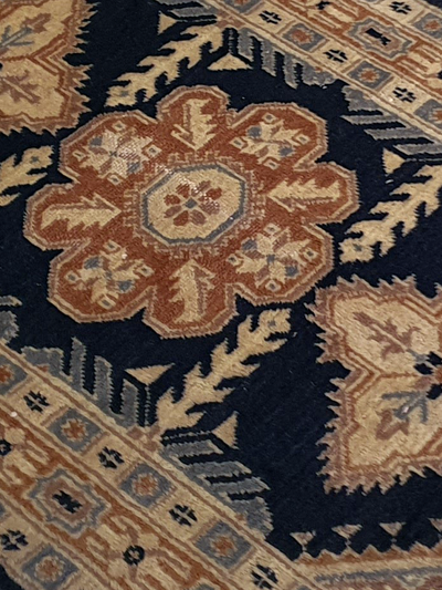 Caucasian Design with 5 Medallion - 2.5 x 4.0 FT - AR3761