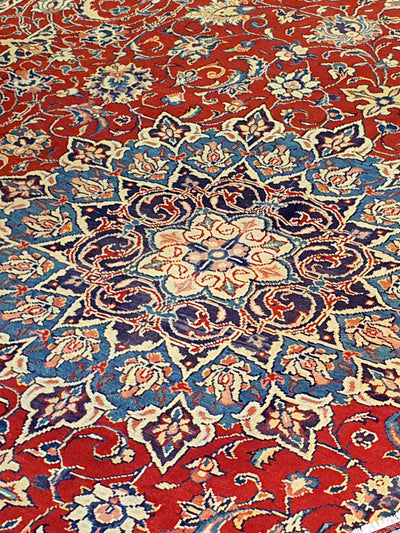 Kirman Bright Red Star Medallion and Blue Border - 9.7 X 13.1 FT - AR0392