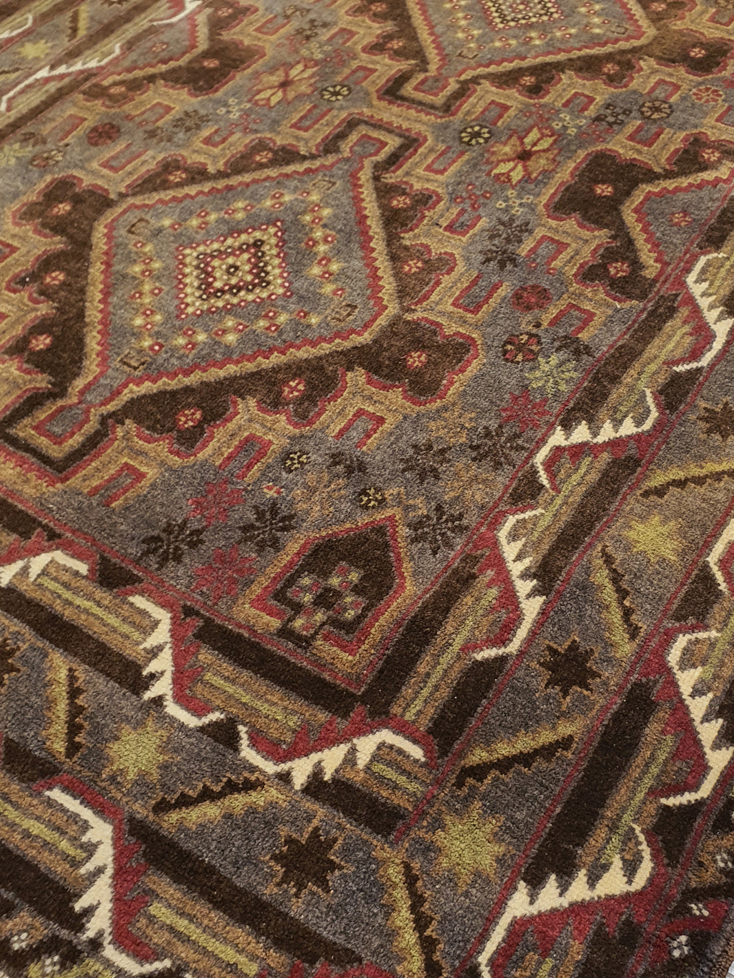 Persian Tribal Balouch Design with 3 Medallion - 3.10 X 6.4 FT - AR2516