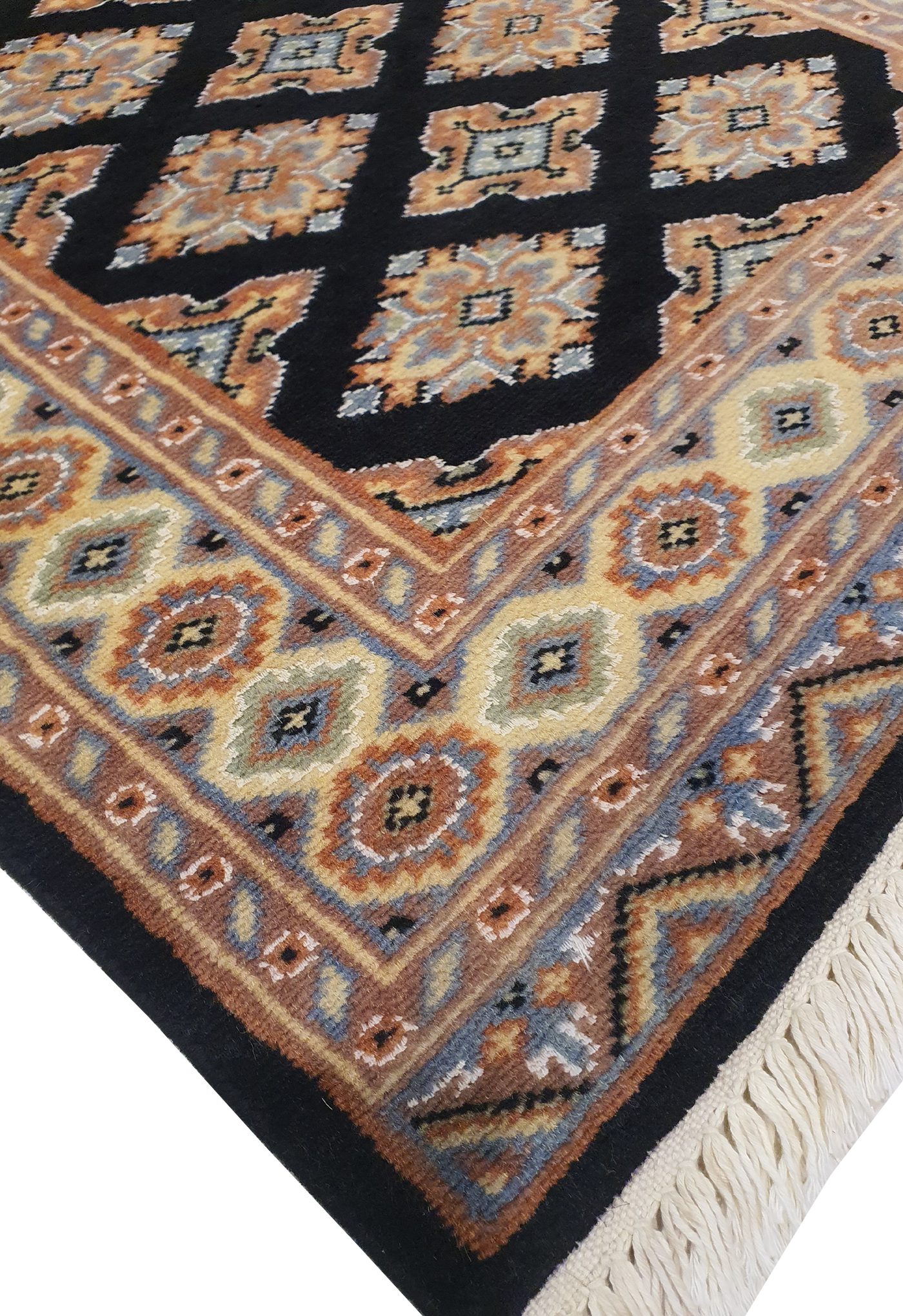 SUPERFINE BUKHARA BLACK ALLOVER DIAMOND DESIGN WITH SILK - AR4001