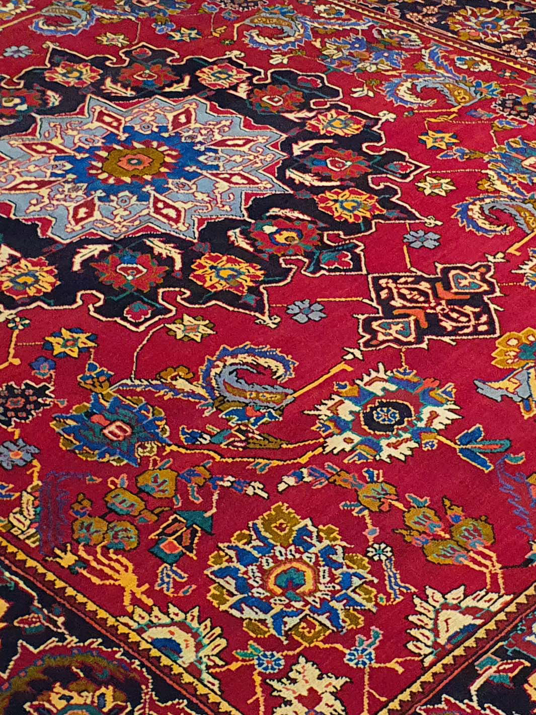 Persian Hand-Knotted Hamadan Tribal Wool Carpet - 8 x 10 FT - AR3591