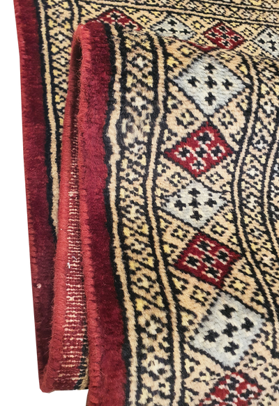 SUPERFINE BUKHARA RED WITH 4 MEDALLION BROWN & GREY BORDER - AR3985