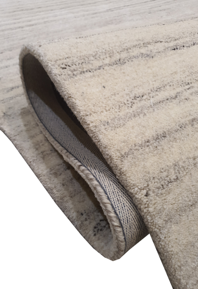 HAND TUFTED MERINO WOOL CREAM WITH GREY TOUCH OF WOOL - HT0042