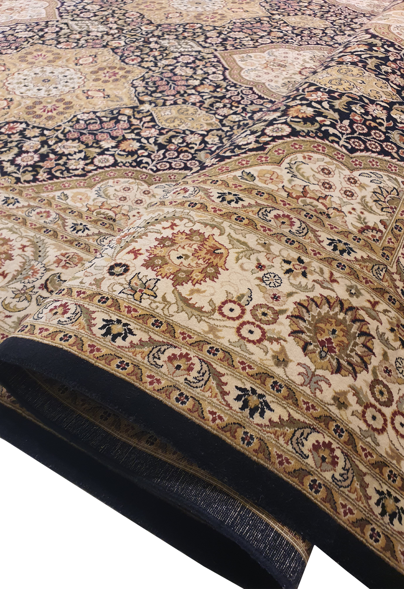 SUPERFINE PAK PERSIAN ISFAHAN BABY LAMBS WOOL CREAM & BLACK WITH 5 BEAUTIFUL MEDALLION - AR3969