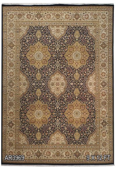 SUPERFINE PAK PERSIAN ISFAHAN BABY LAMBS WOOL CREAM & BLACK WITH 5 BEAUTIFUL MEDALLION - AR3969
