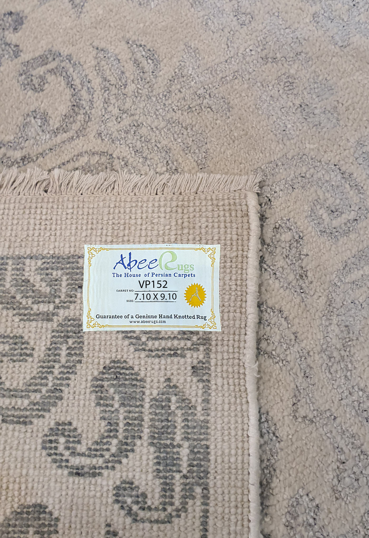 Modern Classic Allover Flower Design Cream and Grey - VP152